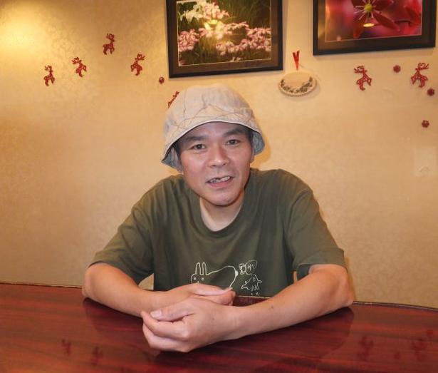 知久寿焼がスナックで飲みながら語る「たま」のこと、「イカ天」のこと