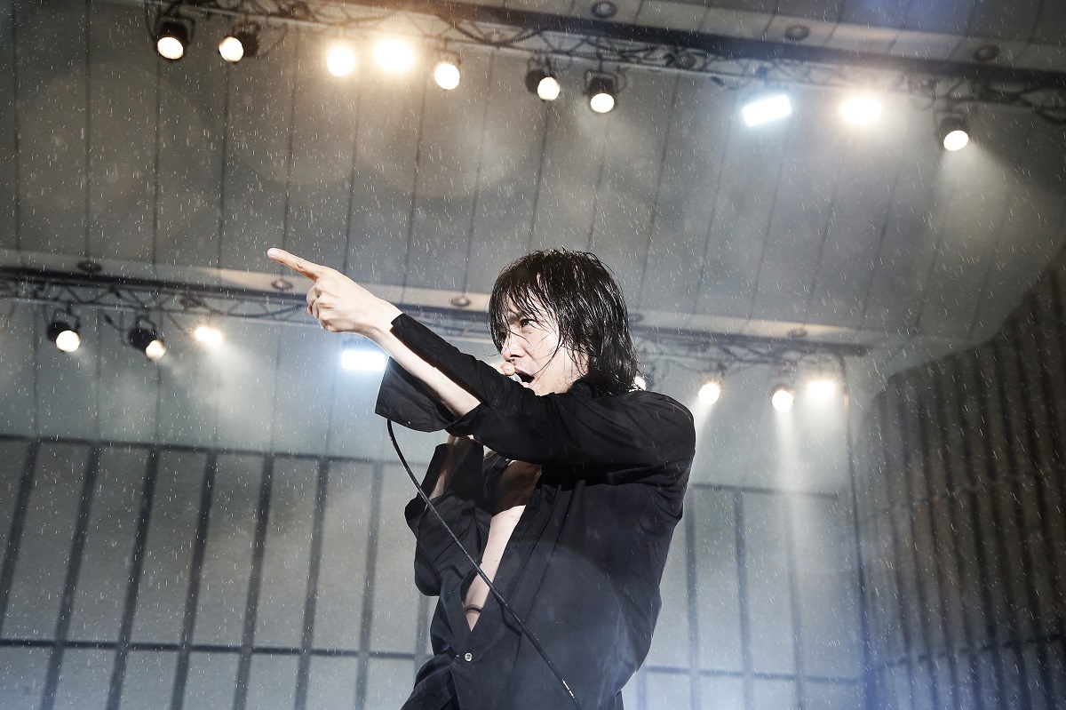 エレファントカシマシ 30年連続開催となった日比谷野外大音楽堂ライブのオフィシャルレポートが到着 ニコニコニュース