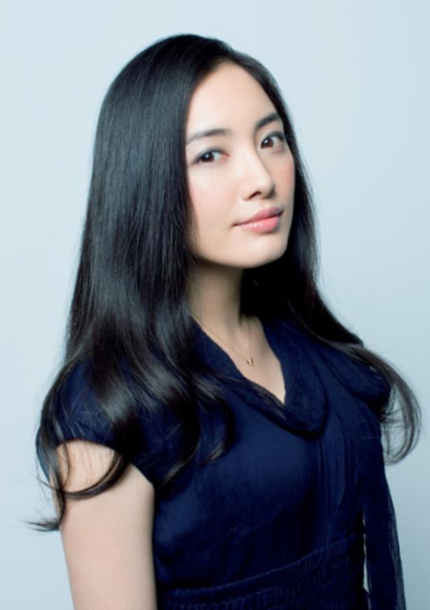 仲間由紀恵 幼少期の 超絶美少女 写真に 東京なら絶対スカウトされる と絶賛の声 ニコニコニュース