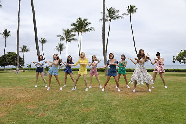 Twice In ハワイ 本日リリース Happy Happy のダンスも含む Dance Making Video ニコニコニュース