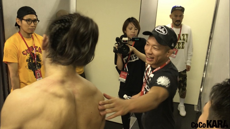 堀口恭司 泣くな 男だろ Rizin 17で敗れた元同僚 矢地を激励 ニコニコニュース