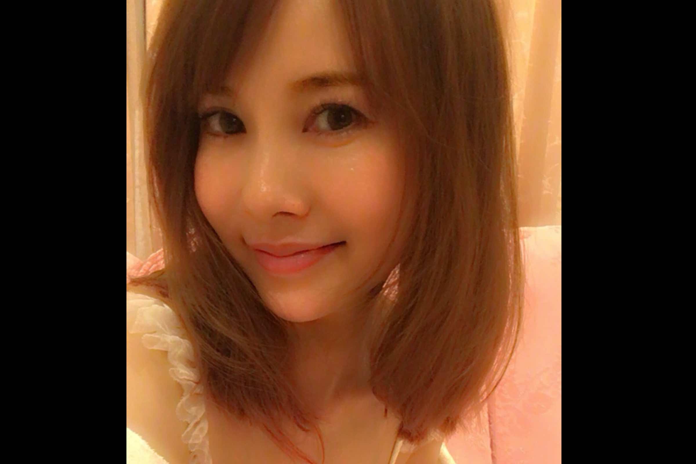 上原さくら 25年ぶりの短い髪型にファン衝撃 えっ ニコニコニュース