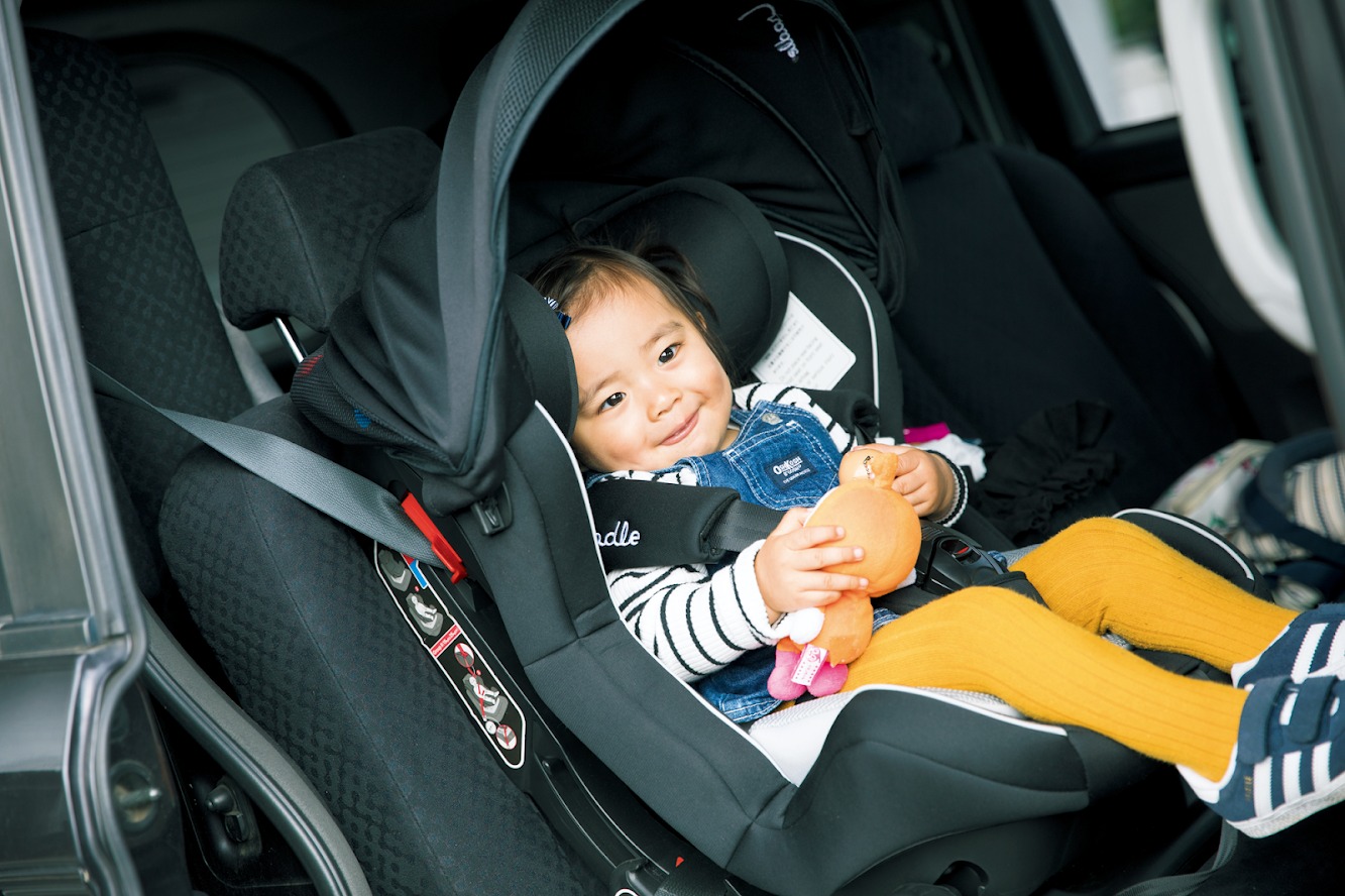 チャイルドシートの幼児用はいつから使えるの？おすすめシート6選 | ニコニコニュース