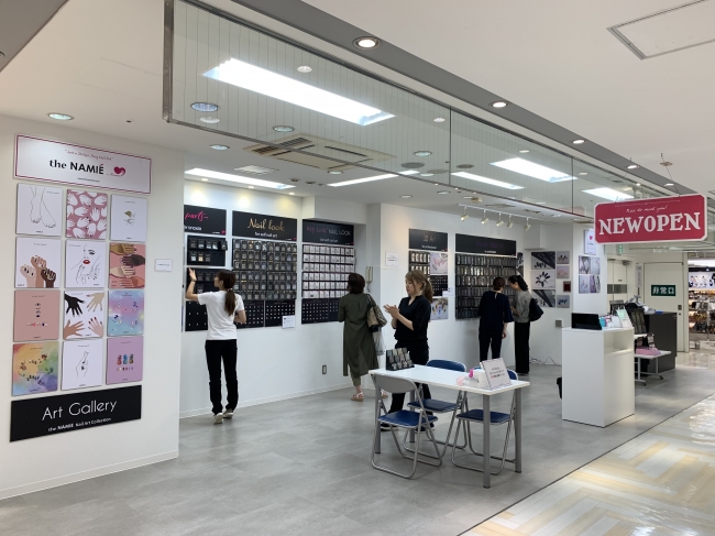 日本初出店 天神コアb2fに韓国の人気ネイルシールブランド The ニコニコニュース