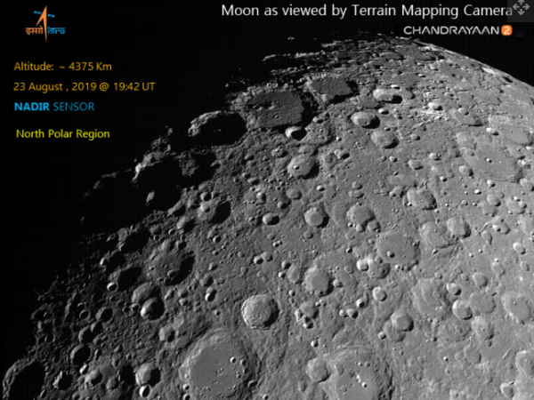 インドの探査機が月面着陸目前 クレーターがくっきり写った画像を送信 ニコニコニュース