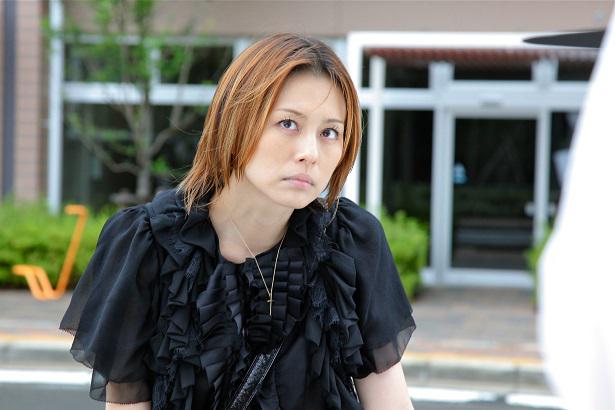 米倉涼子演じる ナサケの女 が帰ってくる 速水もこみちくんとのラブシーンは恥ずかしかった 笑 ニコニコニュース