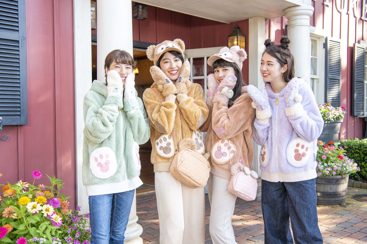 お顔型キャップやショルダーバッグも 東京ディズニーシー ダッフィー フレンズ 19冬グッズ ニコニコニュース