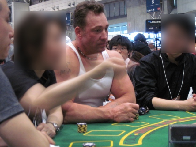 超会議２ ビリー兄貴がブラックジャック ゲーム実況者がポーカー アナログゲームもアツい ユーザー記者 がめ ニコニコニュース