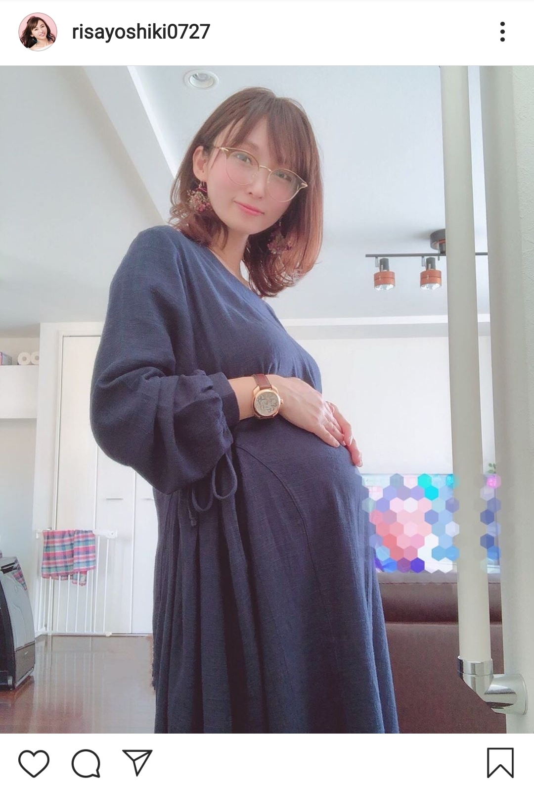 薄めのワンピースで体重計に 妊娠9ヶ月の吉木りさ 健診前のある 戦略 に共感の声 ニコニコニュース