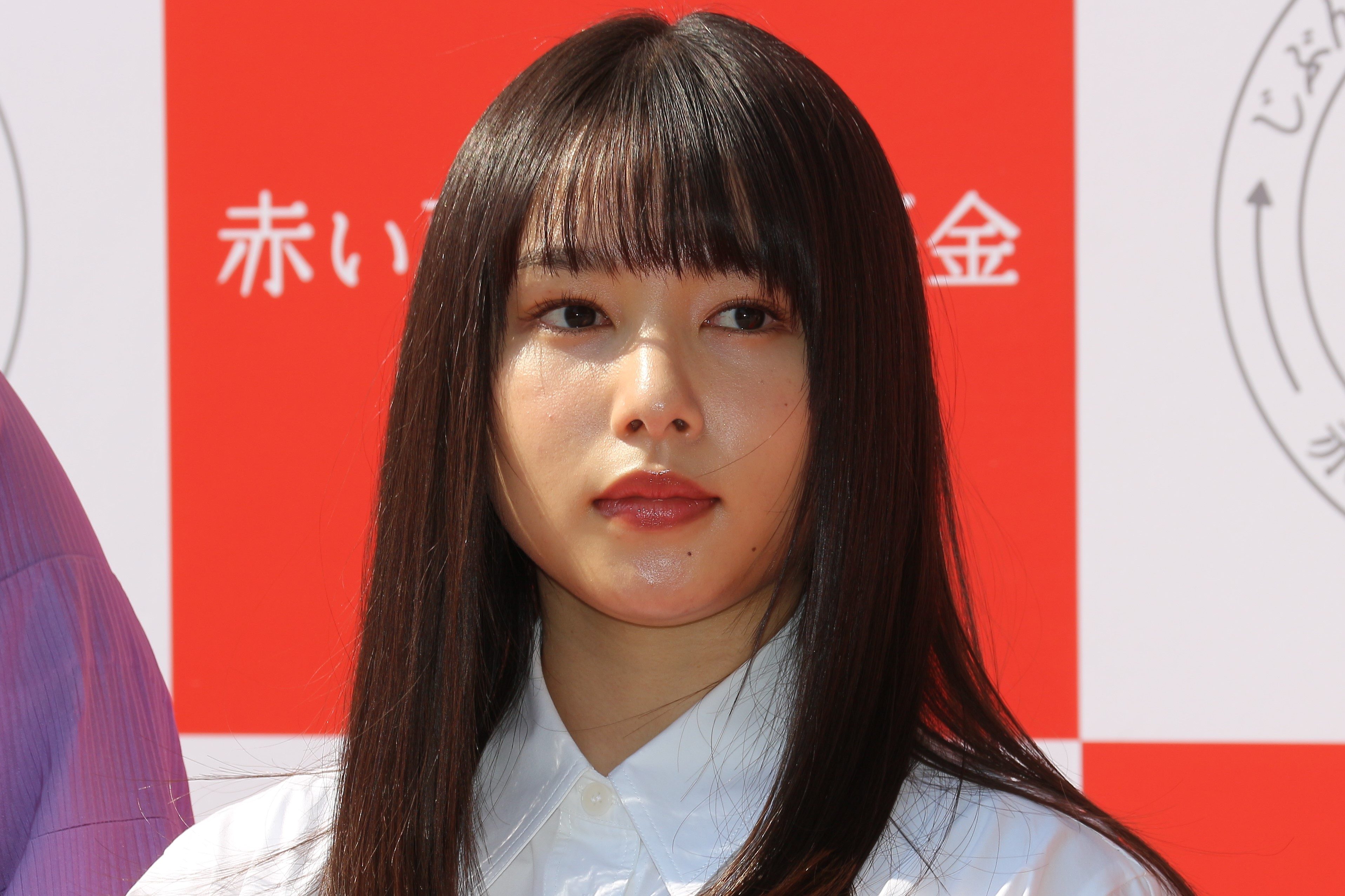 桜井日奈子 赤い羽根募金イベントで 今日は精一杯呼びかけたい ニコニコニュース