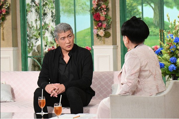 吉川晃司の意外な私生活に黒柳徹子が迫る 徹子の部屋 初登場時の懐かしい映像も ニコニコニュース