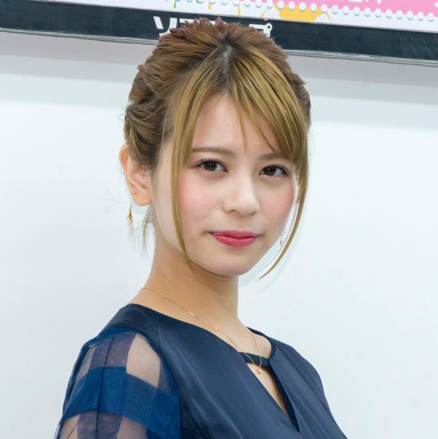 吉崎綾 上京のきっかけ 明かす ちょっとエッチなcmがターニングポイントでした ニコニコニュース