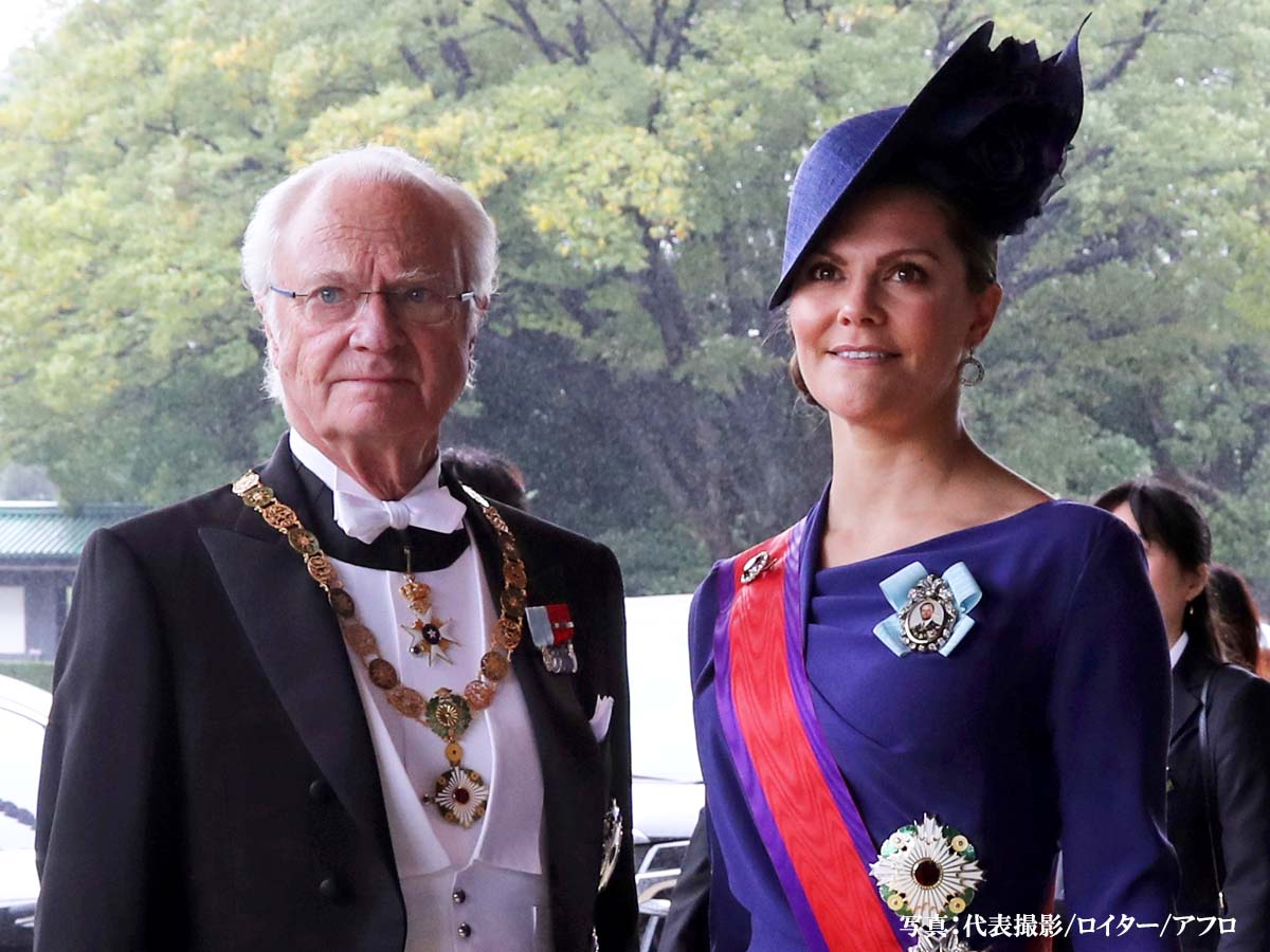 即位礼正殿の儀 各国要人の 服装 が話題に 美しい どれも素敵 ニコニコニュース