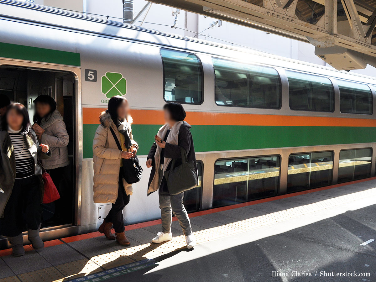 走行中の電車内で産気づいた女性 乗務員の迅速な対応に称賛の声寄せられる ニコニコニュース