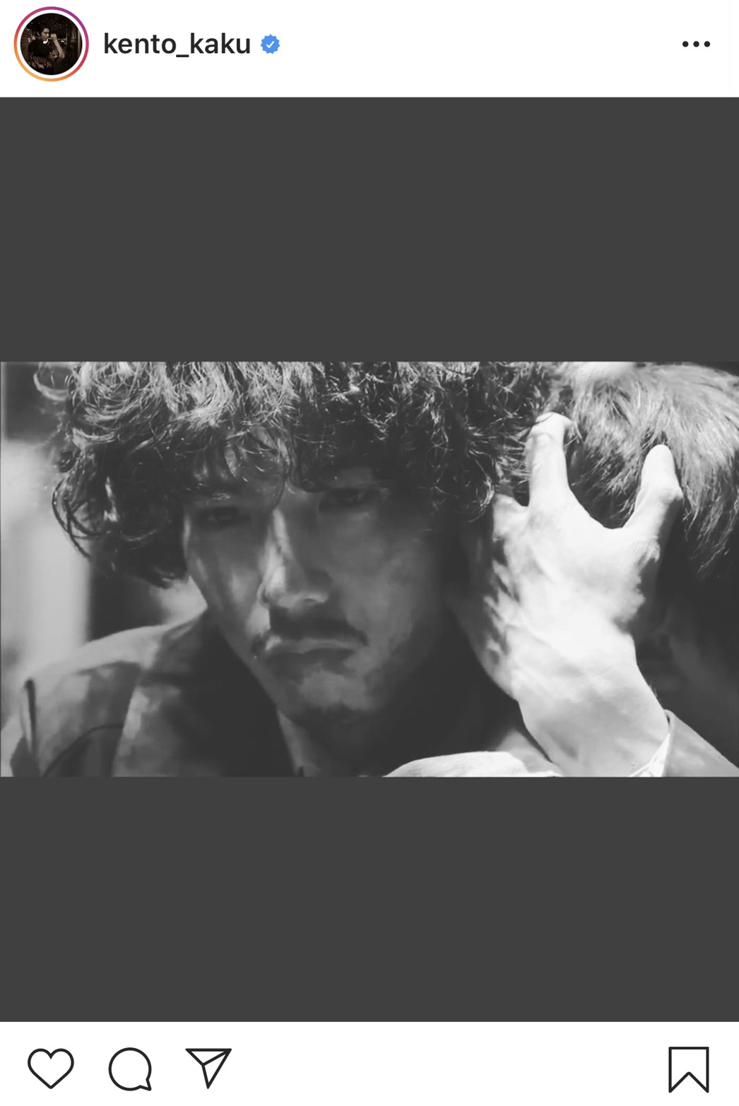 ニッポンノワール が話題の賀来賢人 クールなモノクロ写真に かっこよすぎて無理 の声 ニコニコニュース