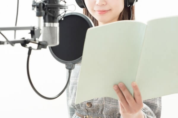 アイドルアニメ出演の女性声優が膝の故障で役を卒業 ネットでは 声優にいろいろ求め過ぎ という声相次ぐ ニコニコニュース
