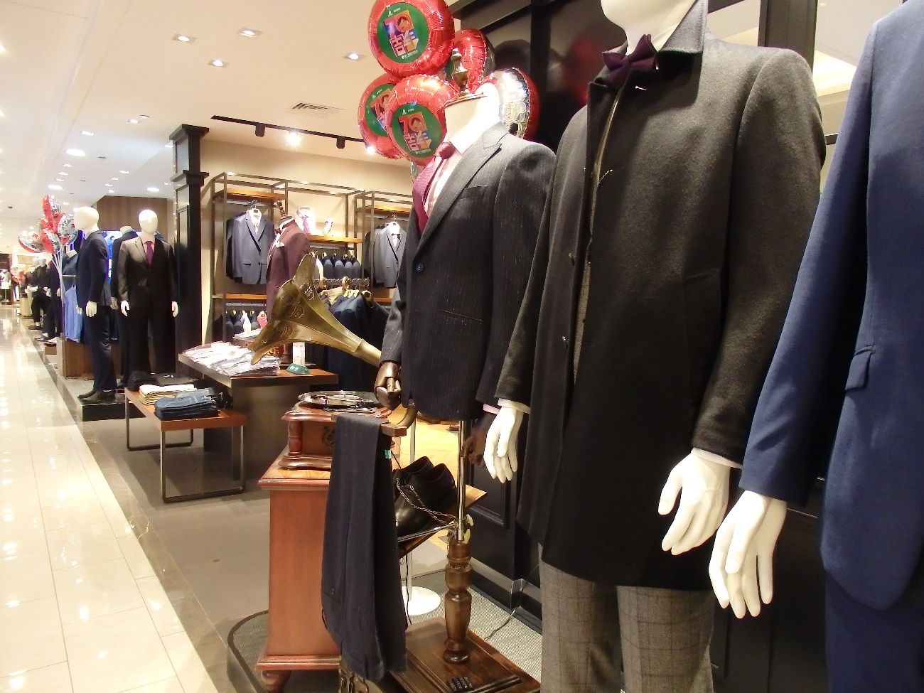 中国資本が怒涛の高級ブランド買収 その結末は ニコニコニュース