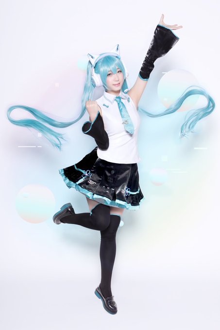 ハイクオリティなコスに大反響 人気コスプレイヤー 伊織もえの 初音ミクコスプレショット が最高にキュート 透明感がやば ニコニコニュース