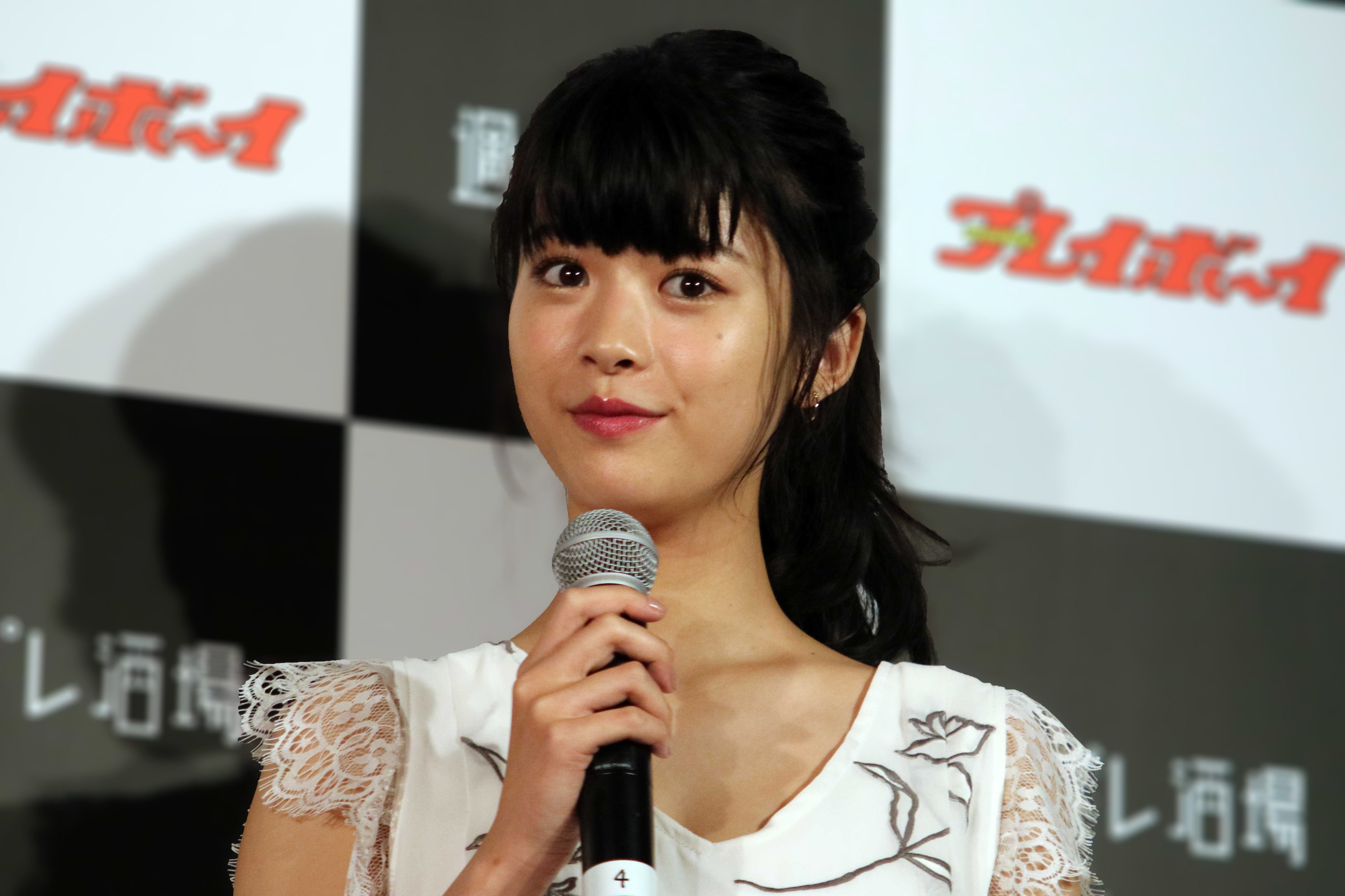 馬場ふみか ウエスト半分剥き出し水着 クビレのラインが 芸術的 ニコニコニュース