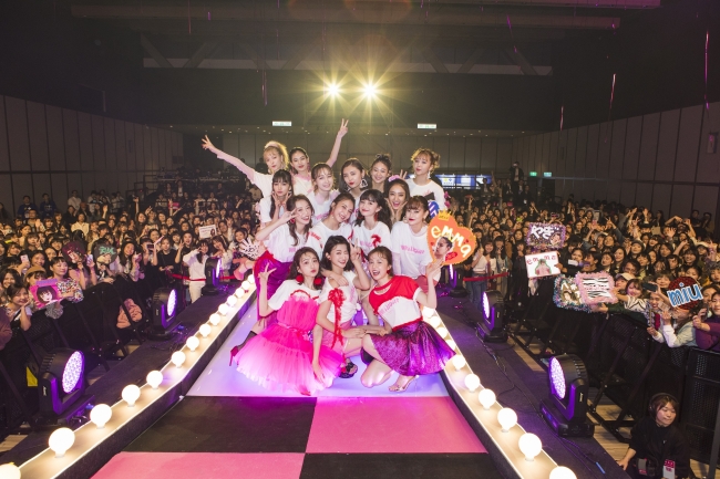 Vivi初の海外イベント Vivinight In Taipei 会場満員で大盛況 ニコニコニュース