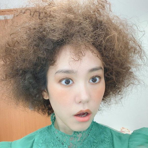 桐谷美玲 突然の 鳥の巣 ヘアにネット驚愕 コント並みのボンバーヘア 爆発してても美人 ニコニコニュース