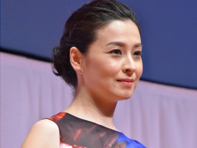 時効警察はじめました 檀れい セーラー服 アイドル姿にネット反響 エモい ニコニコニュース