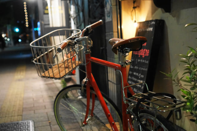自転車ならOK」はアウト？ 酒を飲んで自転車を運転する行為、法的問題 