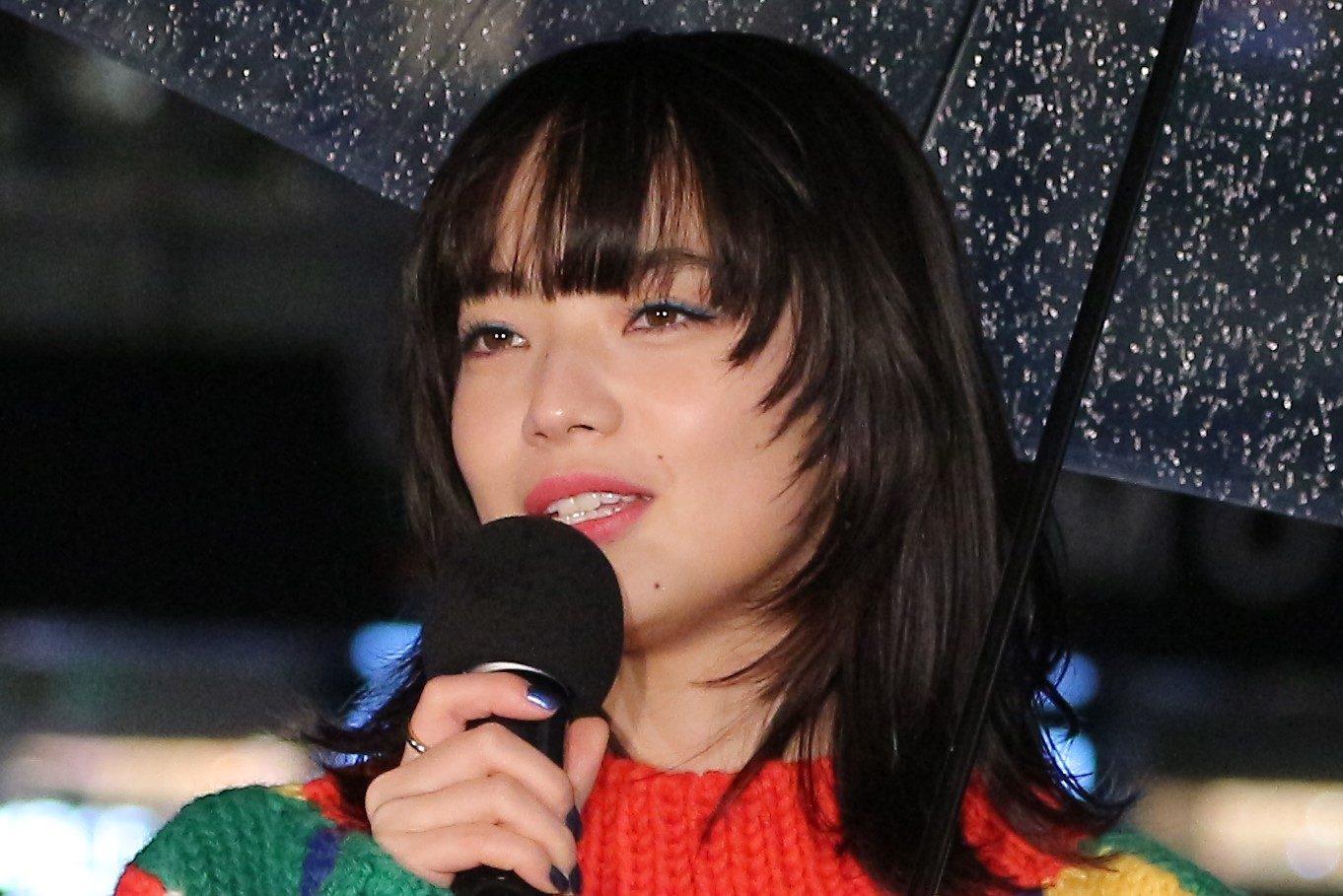 小松菜奈 イルミネーションの楽しみ方 友達と写真大会始まる ニコニコニュース