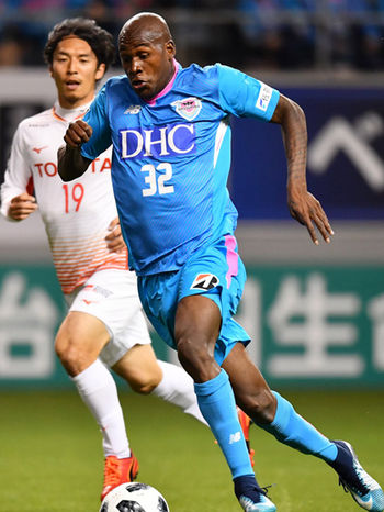 鳥栖から長崎へ完全移籍のfwイバルボ ペルーの名門クラブへ移籍の可能性 ニコニコニュース