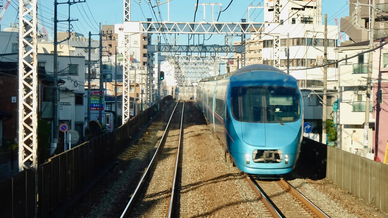 低い雲間に天気雨 相模線に揺られてきた 駅ぶら01 小田急線70 ニコニコニュース