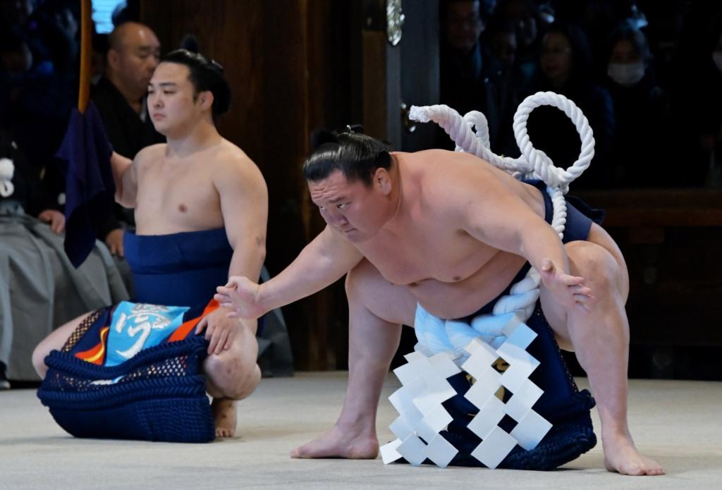 優勝 白 回数 鵬