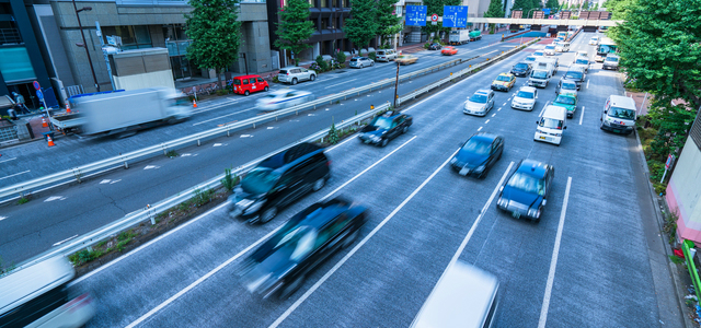 一方通行の道路標識はわかりにくい 似ている標識や補助標識の意味とは ニコニコニュース