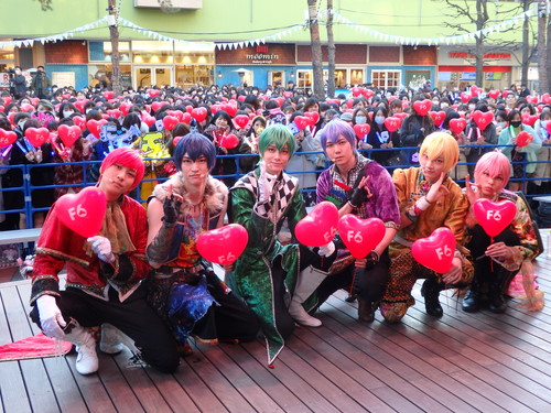 舞台おそ松さん F6 バレンタインライブに00人のファン熱狂 理想のバレンタインチョコの渡され方を妄想 ニコニコニュース