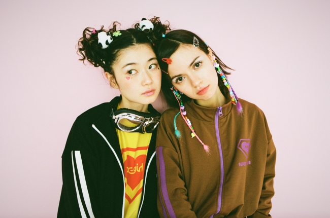 X Girlと Super Lovers スーパーラヴァーズ のコラボレーションが2月28日 金 発売 ニコニコニュース