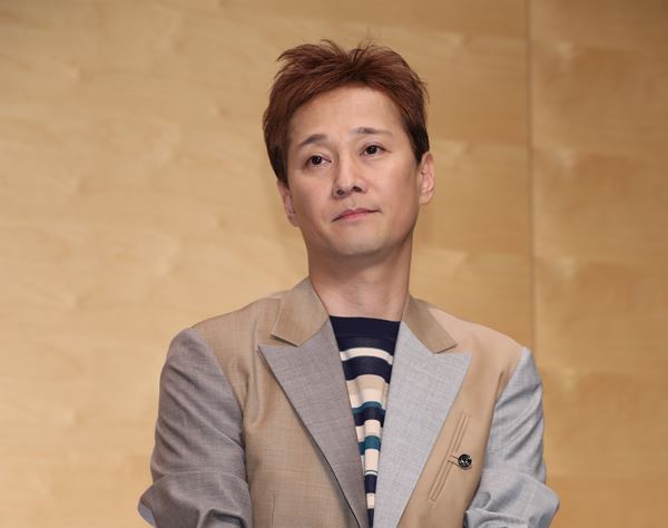 退所は笑顔で 中居正広の美学 森且行脱退時はユニホーム姿 ニコニコニュース