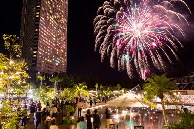 今年のgwは お部屋の中から花火を独り占め 宮崎 シーガイアだから叶う おこもり花火 ニコニコニュース