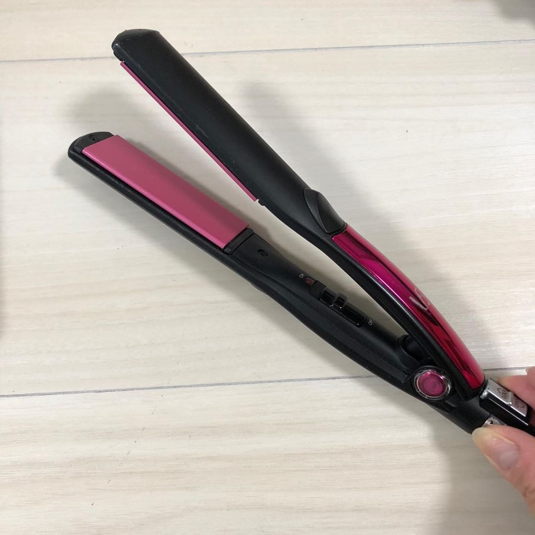 ヘアアイロンで髪が傷まない方法とは 上手な使い方やおすすめアイテム公開 ニコニコニュース