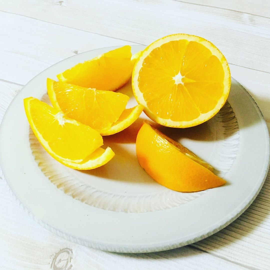 オレンジの上手な切り方を伝授 おしゃれなアレンジ方法も ニコニコニュース