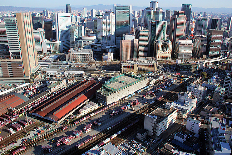 大阪駅へと進化する梅田貨物駅 10年前 40年前の光景と現在工事中の画像を比較 ニコニコニュース