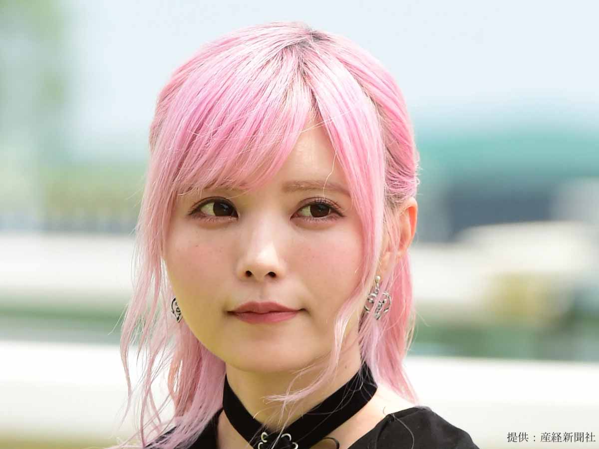 益若つばさが息子の１２歳バースデーを報告 現在も変わらぬ美貌に マジかよ ニコニコニュース