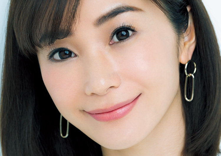 全方位に愛される女子アナ顔の作り方まとめ♡目と眉を変えるだけで清楚美人になる | ニコニコニュース