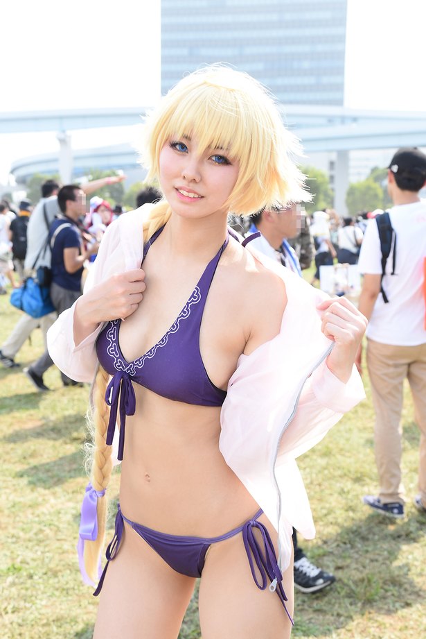 水着衣装の Fgo アズレン レイヤーがずらり コスプレ美女と振り返る コミケ 思い出リポート ニコニコニュース