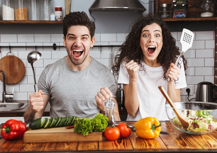 アラサー男子が感動した彼女の手料理7選 がっつり派の男子に刺さるメニューって ニコニコニュース