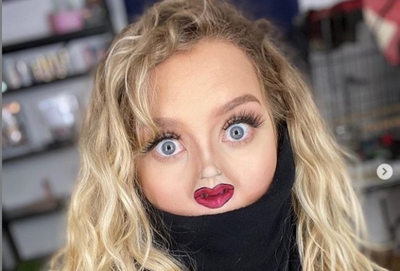 鼻から下にイリュージョン マスクを外すと超絶小顔になるメイク術 ニコニコニュース