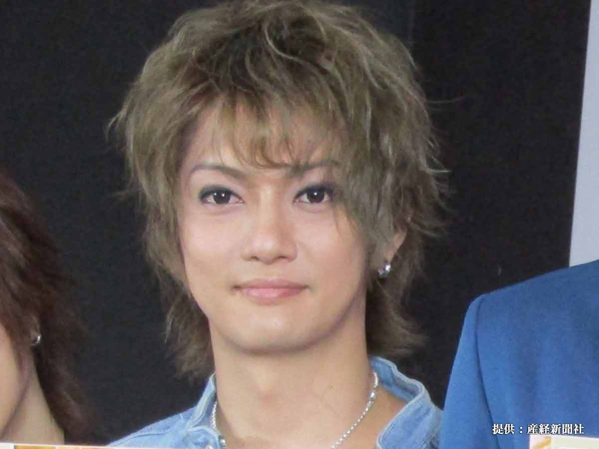 ゴールデンボンバーの新曲mvが公開 喜屋武豊だけが話題になった理由は ニコニコニュース