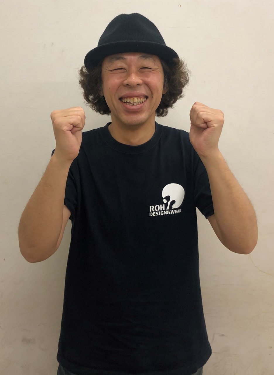 ペナルティ ワッキーは読むたびに号泣 G大阪 遠藤とも対談 サッカー芸人 平畠啓史の新著は全jクラブを取材 ニコニコニュース