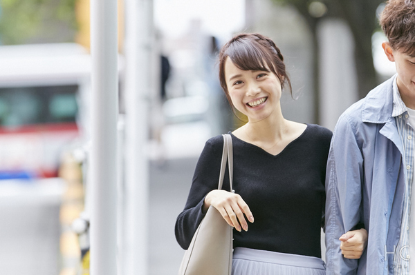 なんだか放っておけない 男性がついつい 守りたい と思う女子の特徴 ニコニコニュース