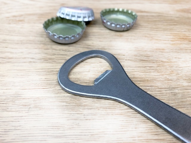 栓抜きがない そんなとき代わりに使えるものって 身近な使えるもの全部 ニコニコニュース