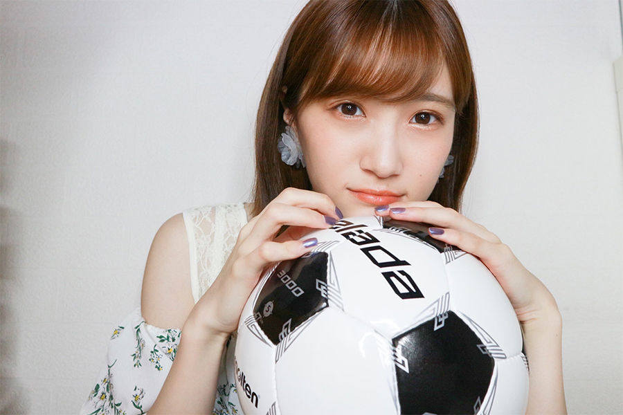 本田圭佑から フォローされた アイドル Hkt48坂本愛玲菜が感じるサッカーのチカラ ニコニコニュース