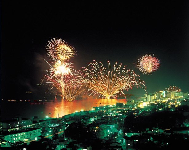 花火大会の相次ぐ中止 年の夜空を彩る 開催予定の花火大会を総まとめ ニコニコニュース